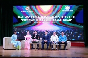 "Khởi nghiệp sinh viên - Ươm mầm doanh nhân"
