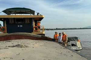 Hà Nội: Ra quân xử lý nhiều bến bãi hoạt động không phép
