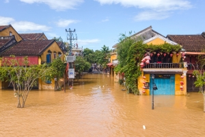 305 người chết và mất tích do thiên tai, kinh tế bị thiệt hại gần 69.000 tỷ đồng