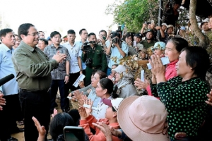 Thủ tướng Chính phủ Phạm Minh Chính kiểm tra tình hình thiệt hại do bão số 13 tại tỉnh Gia Lai