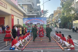 Quảng Ninh hỗ trợ hơn 14,5 tỷ đồng cho các thôn, bản, khu phố tổ chức Ngày Đại đoàn kết toàn dân tộc năm 2025