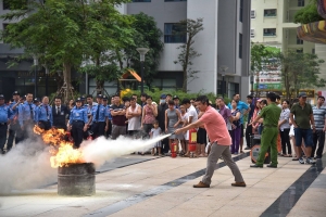 Phường Minh Khai: Nâng cao chuẩn an toàn tại các khu nhà cao tầng nhờ diễn tập phòng cháy thường xuyên