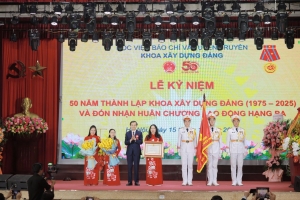 Khoa Xây dựng Đảng AJC kỷ niệm 50 năm thành lập và đón nhận Huân chương Lao động hạng Ba
