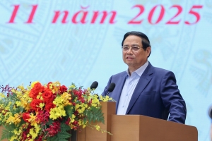Thủ tướng Phạm Minh Chính: Dứt khoát cắt bỏ những thủ tục không cần thiết