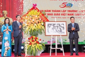 Trường THPT Hàm Rồng long trọng tổ chức lễ kỷ niệm 50 năm thành lập (1975-2025)