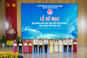 TP. HCM: Khen thưởng 76 nhà giáo có thành tích xuất sắc