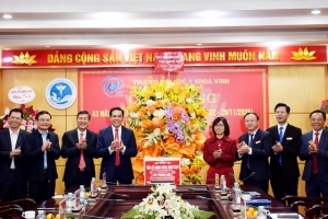 Lãnh đạo tỉnh động viên và kỳ vọng lớn vào ngành giáo dục Nghệ An