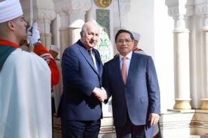 Thủ tướng Phạm Minh Chính hội kiến Tổng thống Algeria