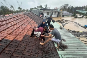 Tập trung tổng lực để cứu người, tuyệt đối không để người dân bị cô lập mà không được cứu giúp kịp thời