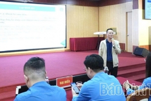 Phú Thọ tổ chức tuyên truyền pháp luật và giao lưu nghệ thuật dành cho học viên, công nhân lao động