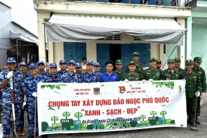 Hải đội 422 phát huy sức trẻ “Giữ sạch Đảo Ngọc”