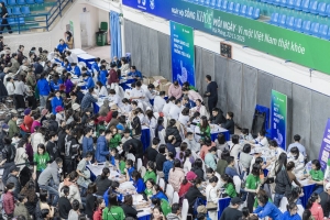 Manulife Việt Nam khởi động chiến dịch “Chọn XANH Cho KHỎE”, nâng cao nhận thức người trẻ về sức khỏe hệ tiêu hóa