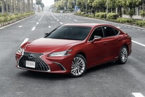 Bảng giá ô tô Lexus mới nhất tháng 12