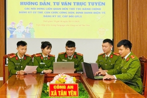Bắc Ninh: Công an xã Tân Yên livestream hướng dẫn thủ tục hành chính cho người dân