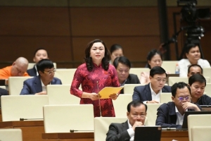 Cần tháo gỡ các vướng mắc về lương, phụ cấp để 'giữ chân' nhân lực y tế tuyến cơ sở