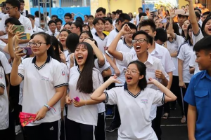 Bộ GD&ĐT yêu cầu sắp xếp lại trường học, đặt thuận tiện cho học sinh lên hàng đầu