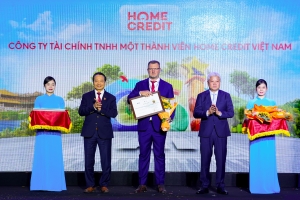 Home Credit xuất sắc lọt Top 10 Doanh nghiệp Bền vững tiêu biểu thuộc lĩnh vực Thương mại - Dịch vụ