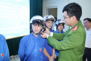Thanh Hóa: Ra mắt mô hình “Cổng trường an toàn giao thông, an ninh, trật tự và vệ sinh an toàn thực phẩm"