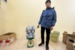 Bắc Ninh: Bắt giữ thanh niên vận chuyển 29 quả pháo tự chế đi tiêu thụ