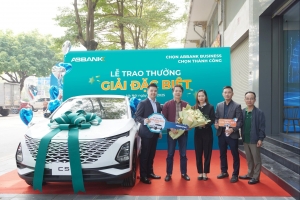 ABBANK trao thưởng xe OMODA C5 cho doanh nghiệp trúng giải đặc biệt chương trình “Chọn ABBANK Business – Chọn thành công”