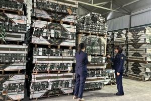 Hưng Yên: Tạm giữ lô gạch lát nền trị giá 350 triệu đồng có dấu hiệu gian lận hóa đơn