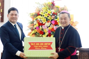 Bí thư Tỉnh ủy Bắc Ninh chúc mừng Tòa Giám mục Bắc Ninh nhân lễ Giáng sinh