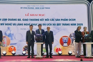 Kết nối OCOP, làng nghề Bát Tràng với du lịch bền vững
