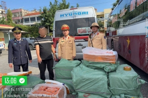 Quảng Ninh: Ngăn chặn 480kg thực phẩm không rõ nguồn gốc trên đường đi tiêu thụ