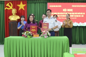Bộ Tư lệnh Vùng Cảnh sát biển 3 ký kết chương trình phối hợp tuyên truyền biển, đảo tại Đồng Tháp