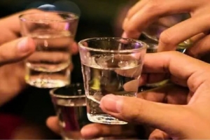 Cục An toàn thực phẩm chỉ đạo khẩn trương điều tra vụ nghi ngộ độc rượu Methanol tại Hải Phòng