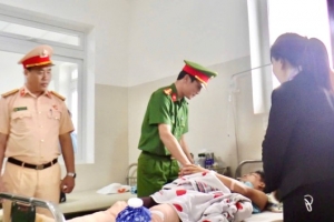 Đà Nẵng: Trung tá CSGT bị tông gãy hai chân khi đang làm nhiệm vụ