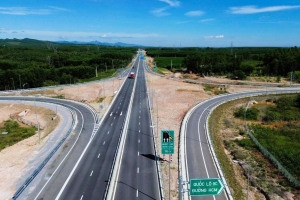 Chấp thuận chủ trương đầu tư dự án điểm dừng nghỉ lên xuống cao tốc tại nút giao QL 9C
