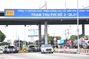 Sở Xây dựng TP. HCM yêu cầu khẩn trương tháo dỡ trạm thu phí T3 trên quốc lộ 51