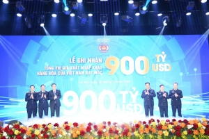 Hải quan tạo thuận lợi thương mại, góp phần đưa xuất nhập khẩu cán mốc 900 tỷ USD