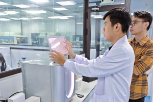 Eurofins GENTIS - Tiên phong triển khai công nghệ giải trình tự gen thế hệ mới MiSeq i100 Plus tại Việt Nam