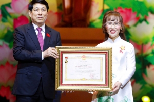 Tiến sĩ Nguyễn Thị Phương Thảo nhận danh hiệu Anh hùng Lao động: Biểu tượng bản lĩnh, khát vọng Việt Nam hùng cường, nhân văn và hội nhập