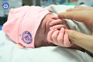 Công dân nhí đầu tiên chào đời năm 2026