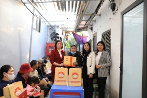 Hà Nội dành gần 80 tỷ đồng chăm lo Tết cho hộ cận nghèo, người khó khăn