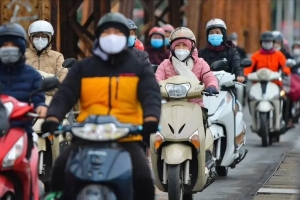 Không khí lạnh tăng cường, miền Bắc rét đậm, Mẫu Sơn xuống 4,2°C