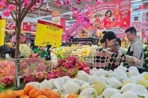 Sức mua tăng, thị trường bán lẻ Hà Nội nhộn nhịp dịp Tết Dương lịch