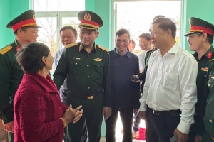Bàn giao 175 nhà mới trong Chiến dịch Quang Trung