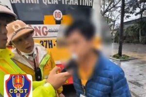 Hà Tĩnh: Liên tiếp phát hiện tài xế xe buýt vi phạm nồng độ cồn