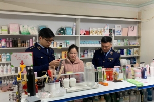 Thái Nguyên: Xử phạt 16 triệu đồng, tiêu hủy lô mỹ phẩm nhập lậu kinh doanh qua mạng xã hội