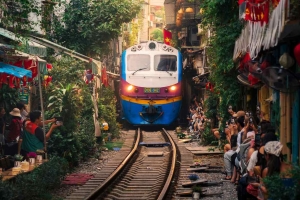 Hà Nội kiến nghị hạn chế tàu hỏa đi qua phố cổ, bảo tồn không gian di sản