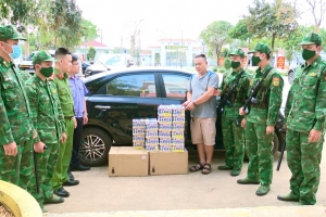 Đồn Biên phòng Tân Hà bắt đối tượng vận chuyển hơn 240 kg pháo hoa nổ