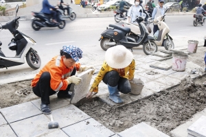 Hà Nội tạm dừng đào đường, hè phố phục vụ Đại hội XIV và Tết 2026