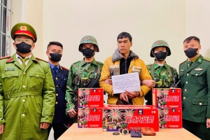 Lai Châu: Bắt giữ đối tượng vận chuyển pháo lậu qua biên giới dịp cận Tết