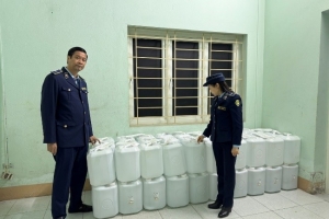 Siết chặt thị trường trước Tết, Đội QLTT số 5 Lào Cai liên tiếp phát hiện vi phạm