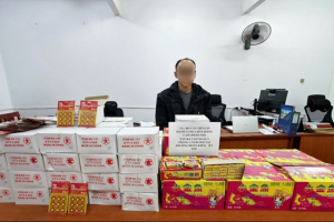 Hà Nội: Báo động tình trạng tàng trữ, mua bán pháo nổ trái phép dịp cận Tết