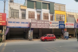 Chợ Thổ Tang vắng lặng bất thường giữa cao điểm mua sắm cuối năm